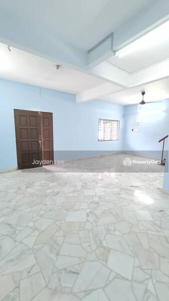 For Sale - [FULL LOAN MUST VIEW] 24x65 Fully Extended 2Storey Reno House at Klang Town Kapar